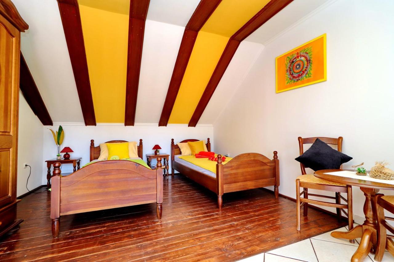 Fancy Apartments Marco ヴェラ・ルカ エクステリア 写真
